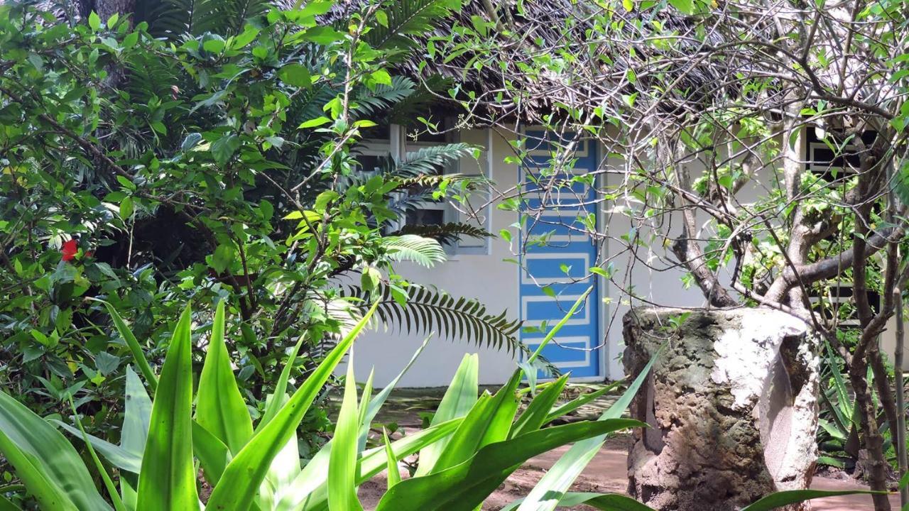 Paje By Night Bungalows Luaran gambar